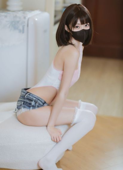 少妇粉嫩泬无套进入a片小说_4K免费高清观看